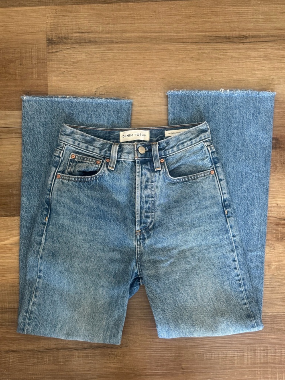 Aritzia Denim Forum The Farrah High Rise Wide Leg Medium Wash 24 - Picture 4 of 6